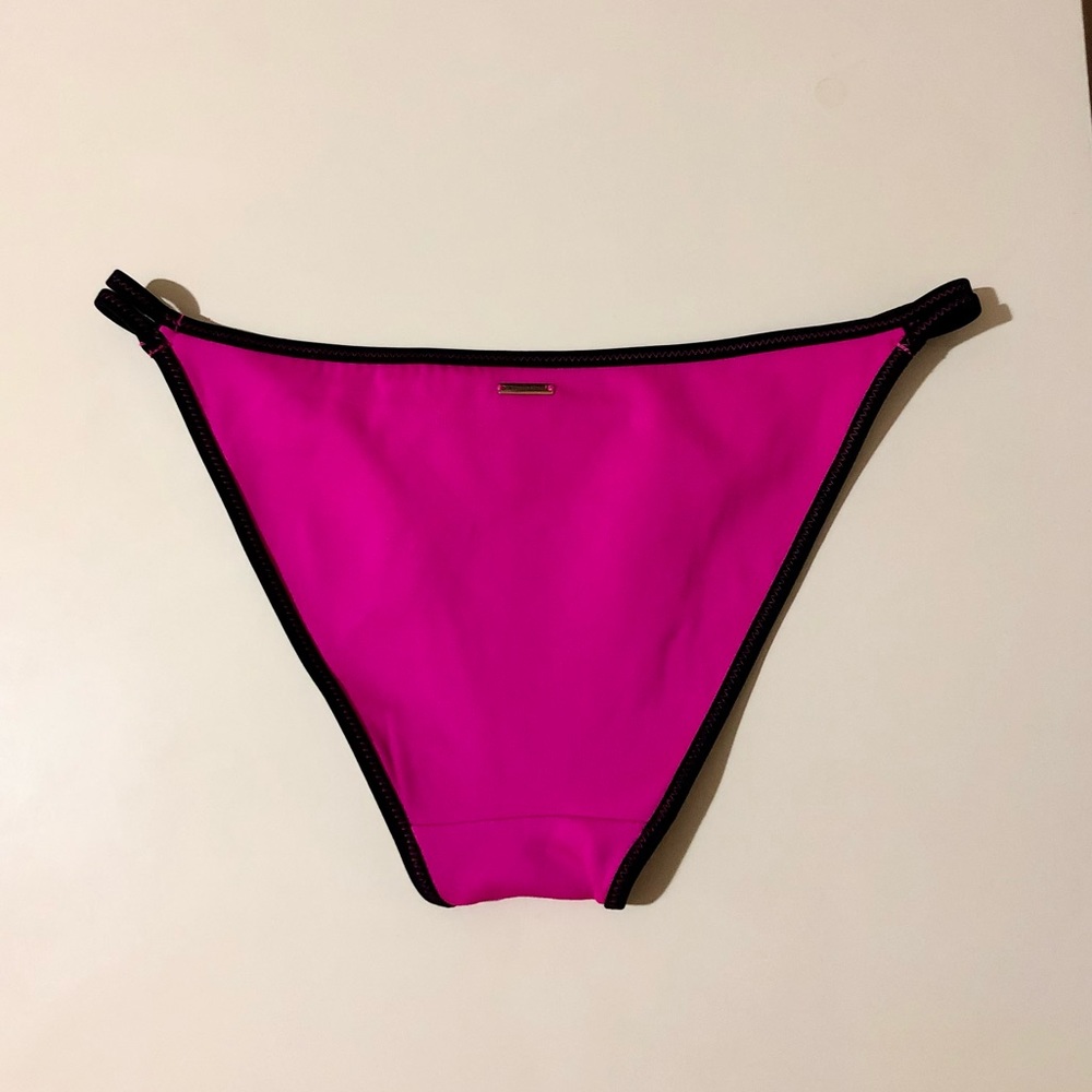Victoria’s Secret Fuchsia Bikini Set - Picture 5 of 5